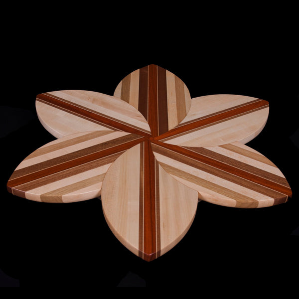 Load image into Gallery viewer, 25 Inch Round Hardwood Flower Shaped Lazy Susan - Hardwood Creations
